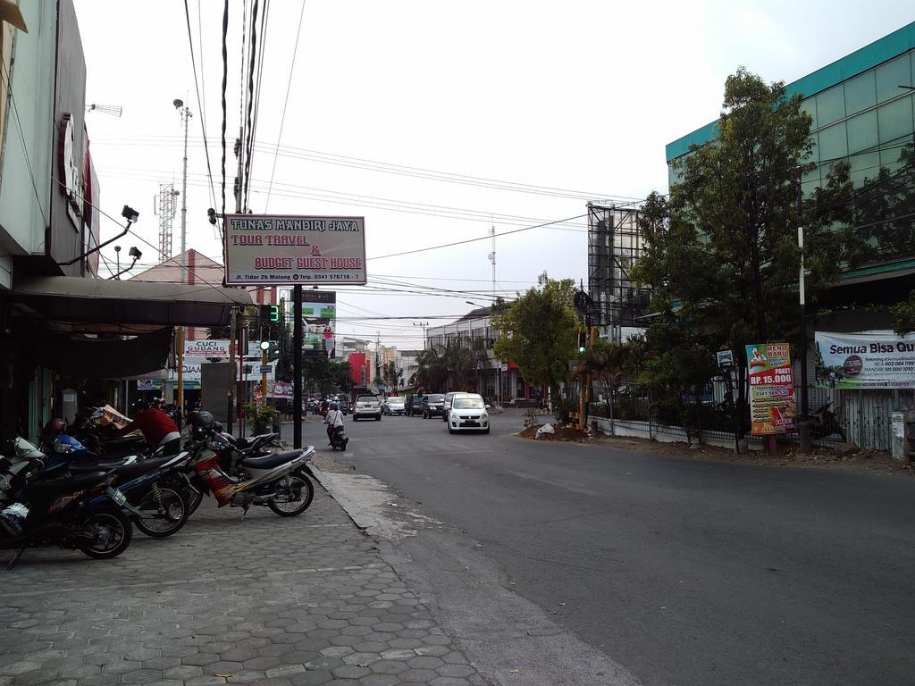 Budget Guest House Tunas Mandiri Jaya Malang Zewnętrze zdjęcie